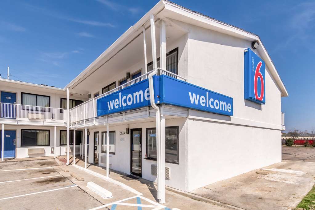 Motel 6 Fort Worth North Haltom City Exteriér fotografie